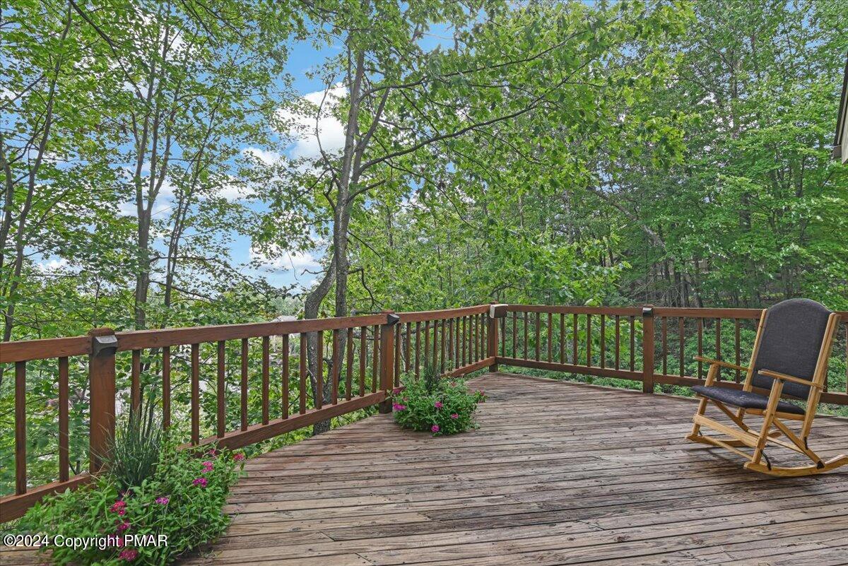 111 High Mountain Lane