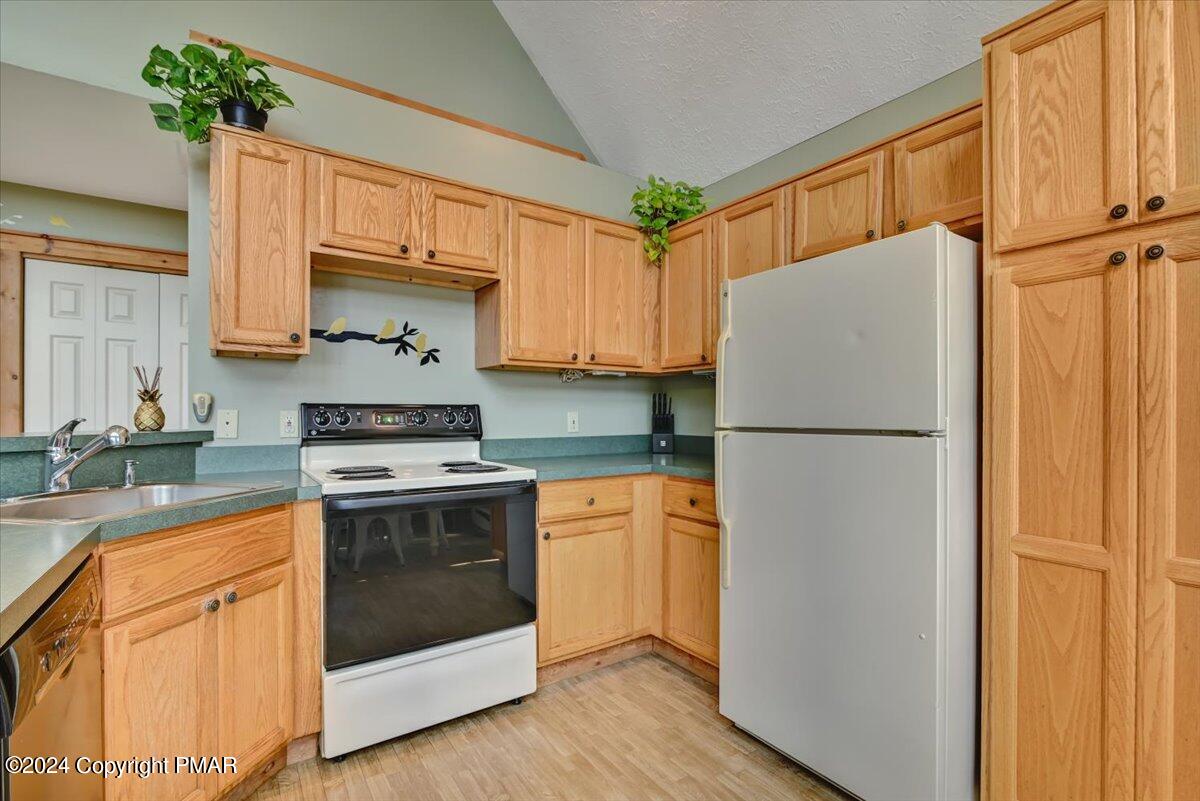 111 High Mountain Lane