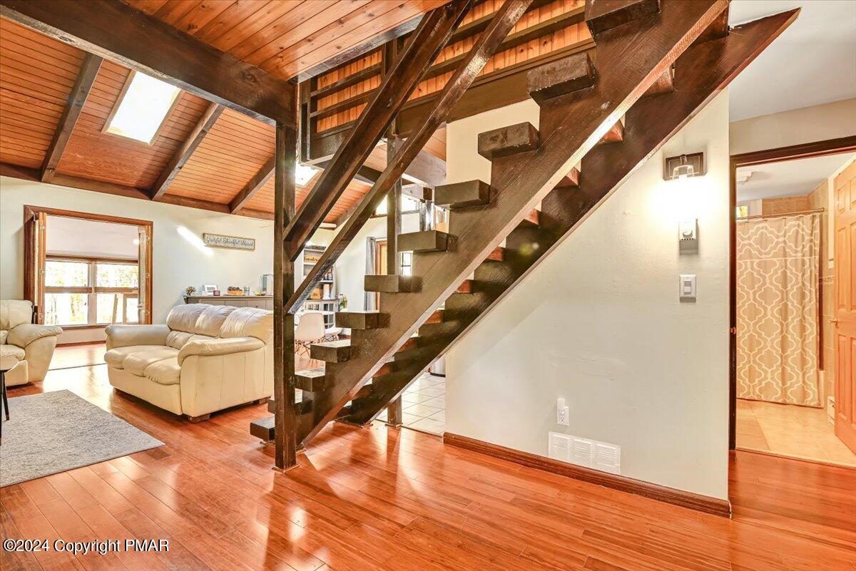 3567 High Crest Road