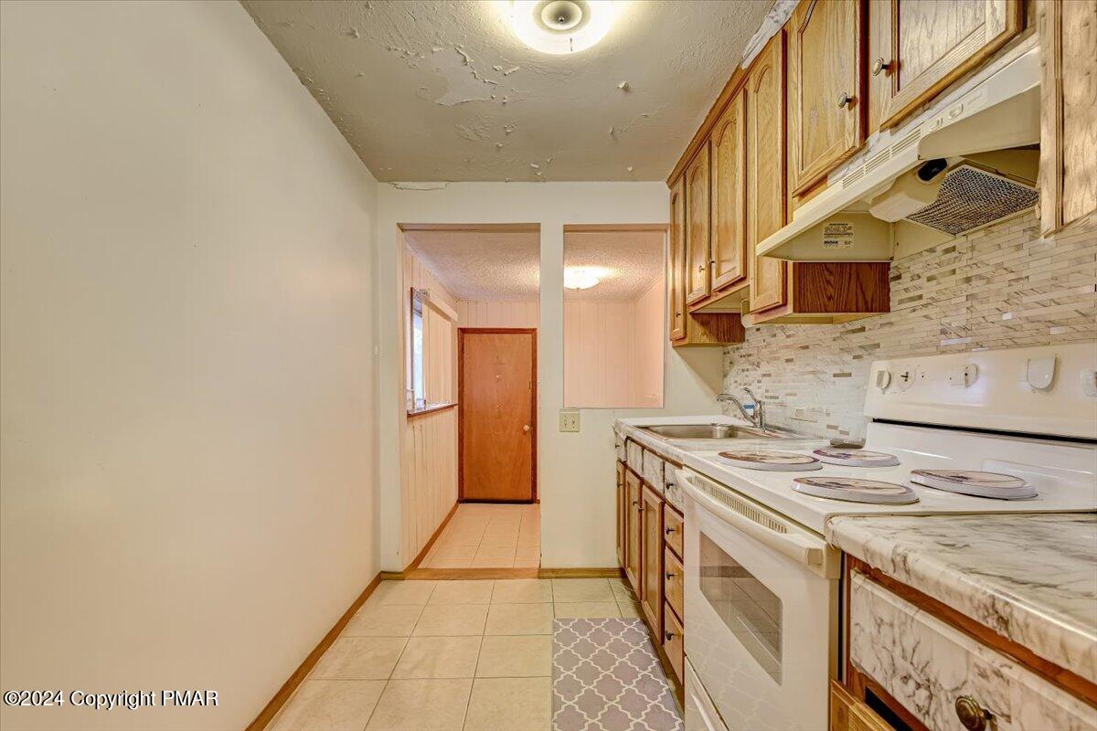 851 Scott Street