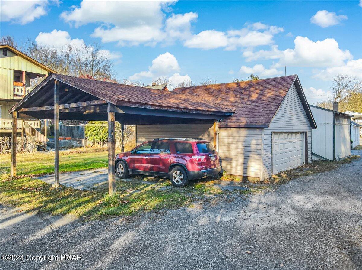 851 Scott Street