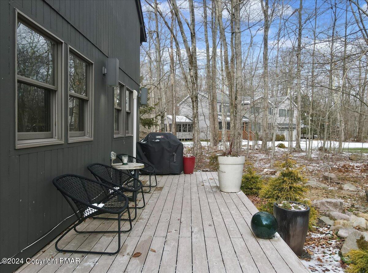 132 Leatherstocking Lane