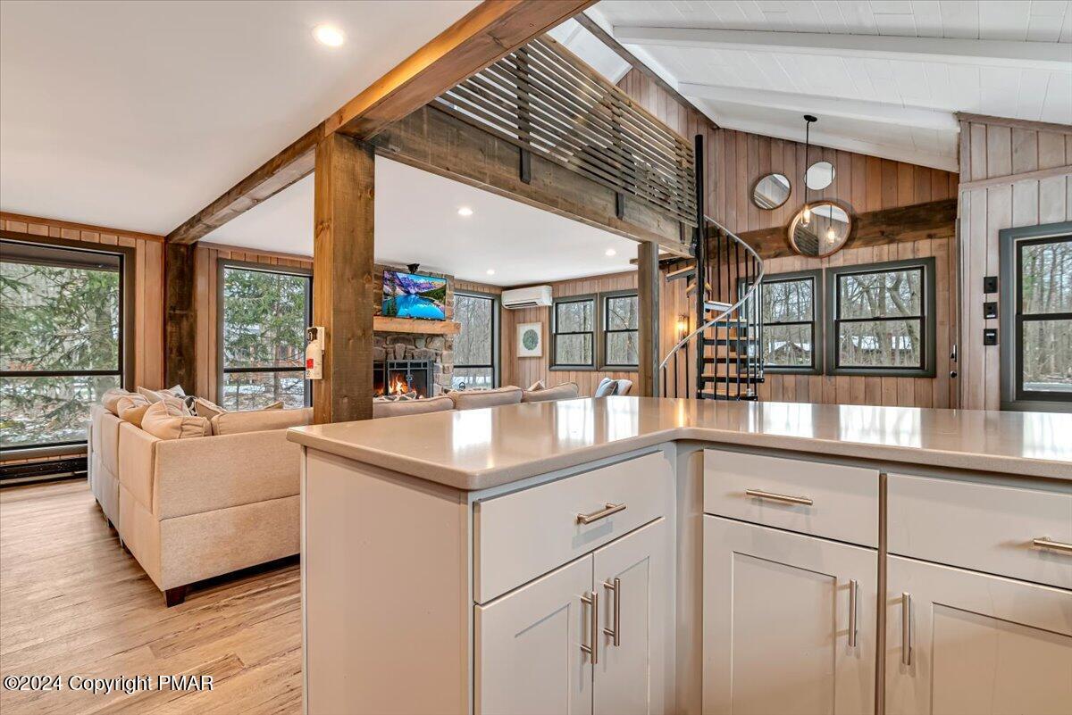 132 Leatherstocking Lane