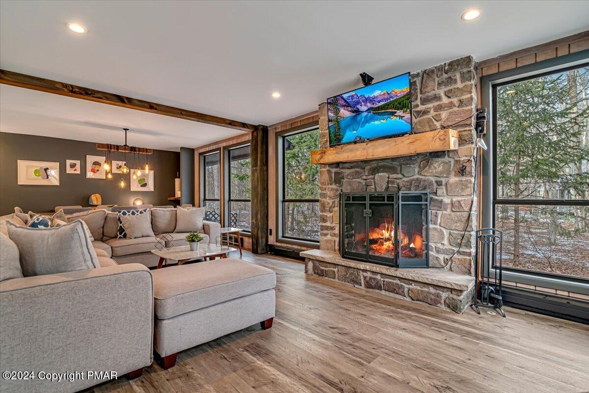 132 Leatherstocking Lane