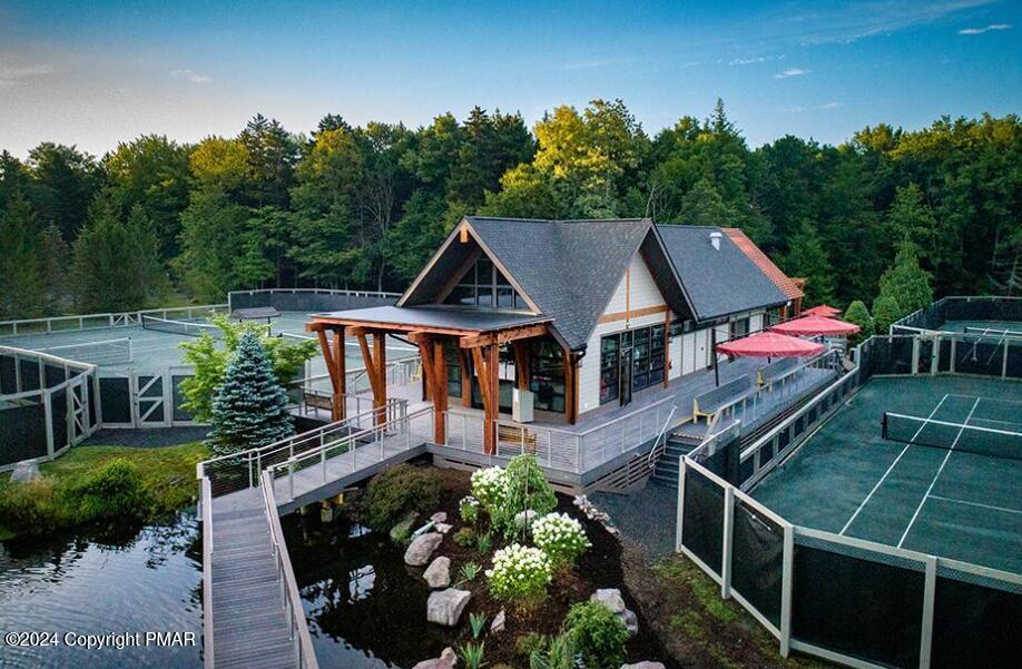 132 Leatherstocking Lane