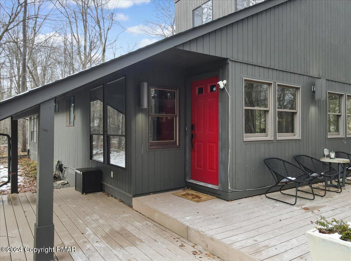 132 Leatherstocking Lane