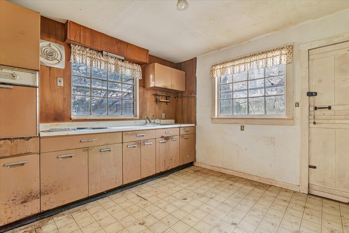 704 Bangor Mountain Road