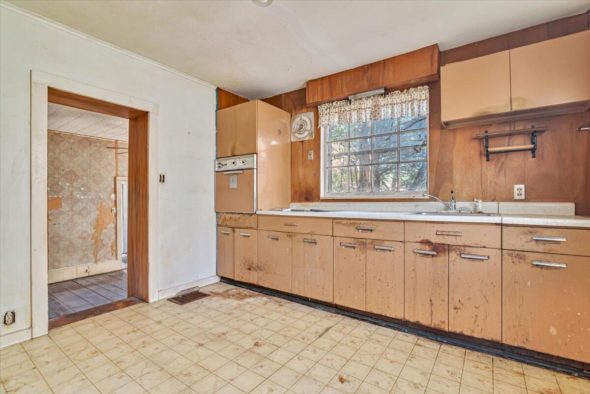 704 Bangor Mountain Road