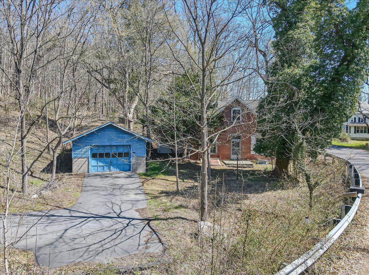 704 Bangor Mountain Road