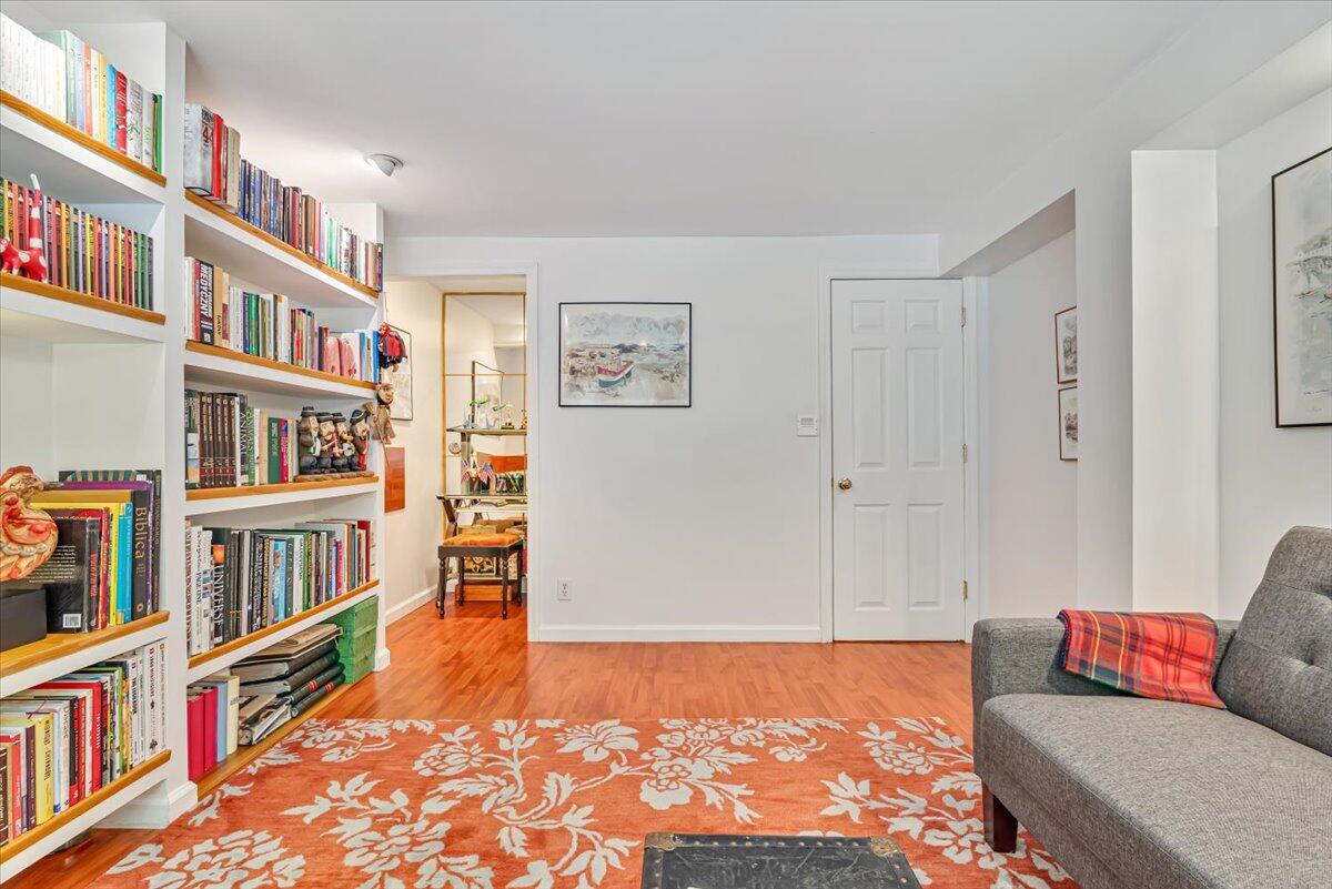 1149 Kensington Drive