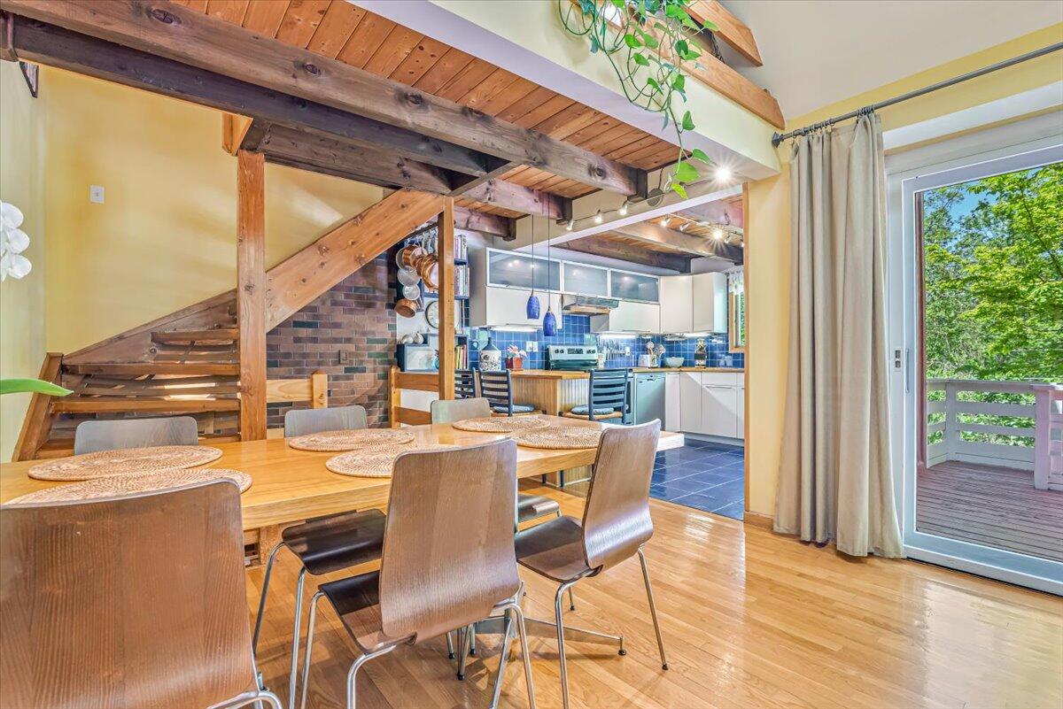 1149 Kensington Drive