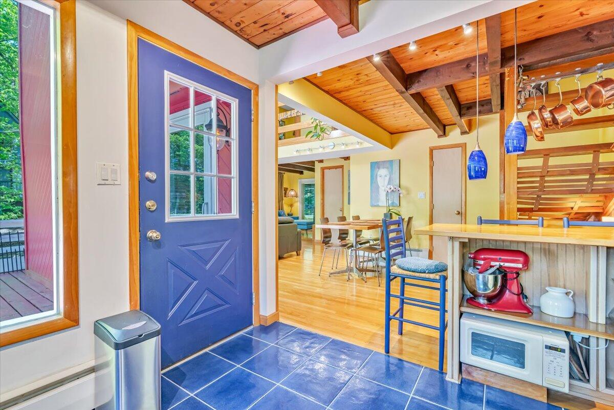 1149 Kensington Drive