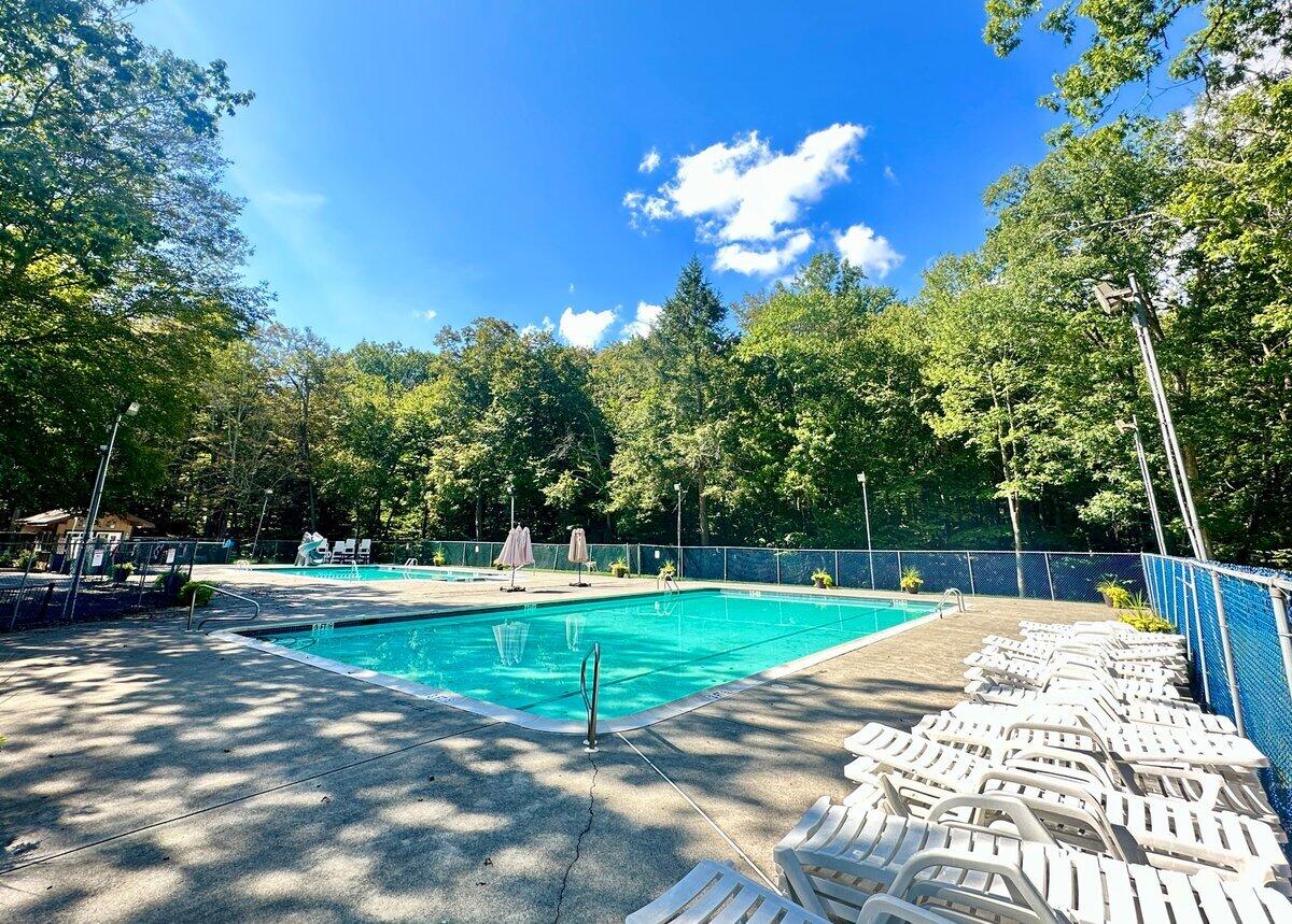 1149 Kensington Drive