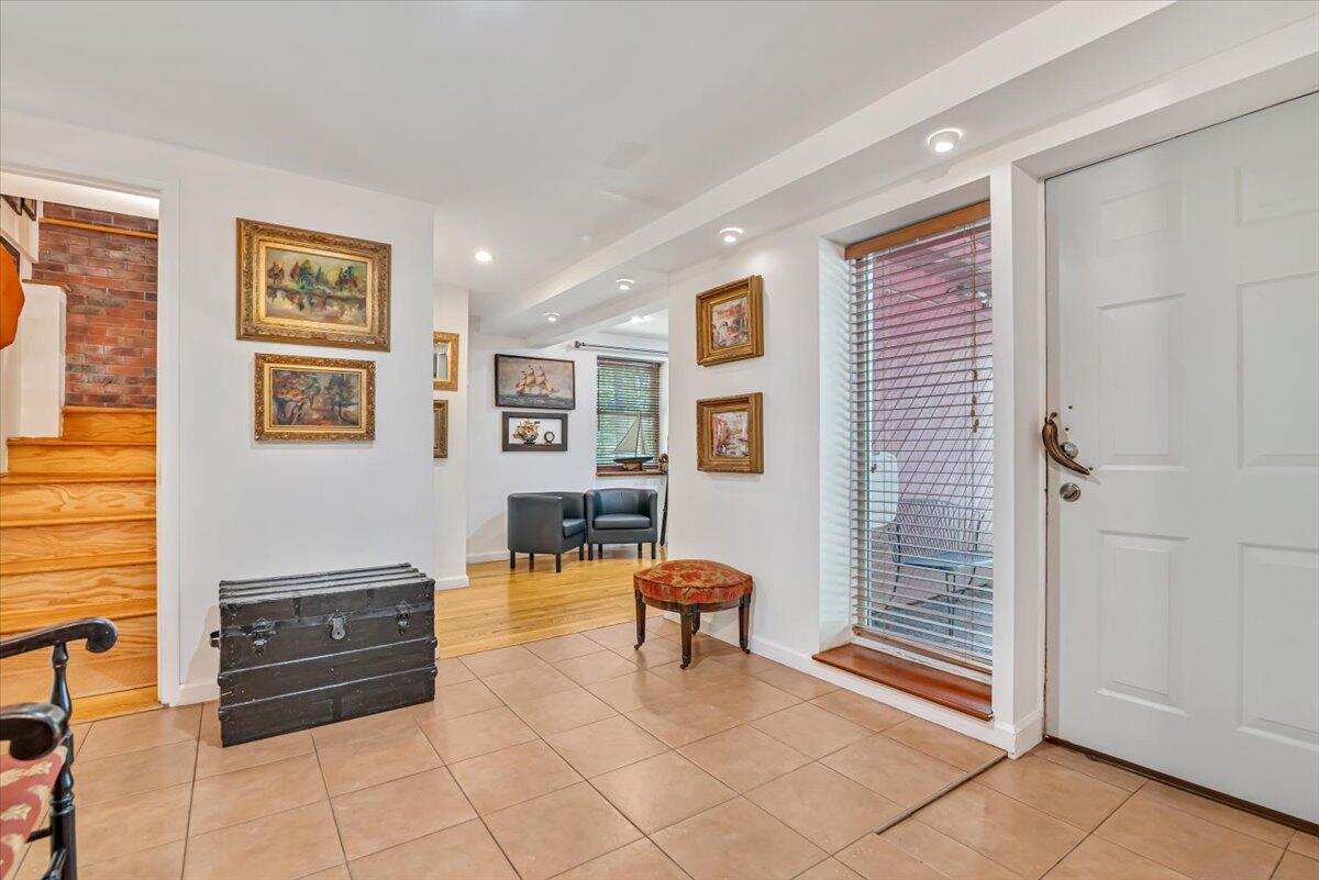 1149 Kensington Drive