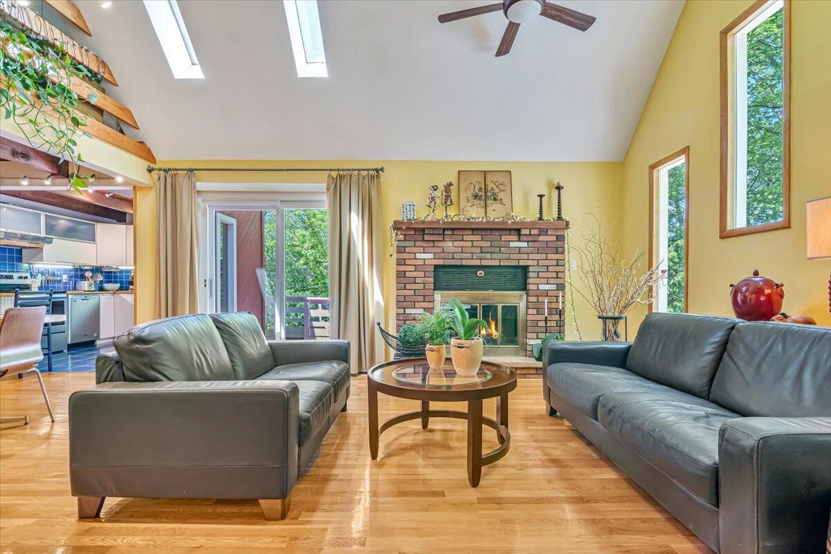 1149 Kensington Drive