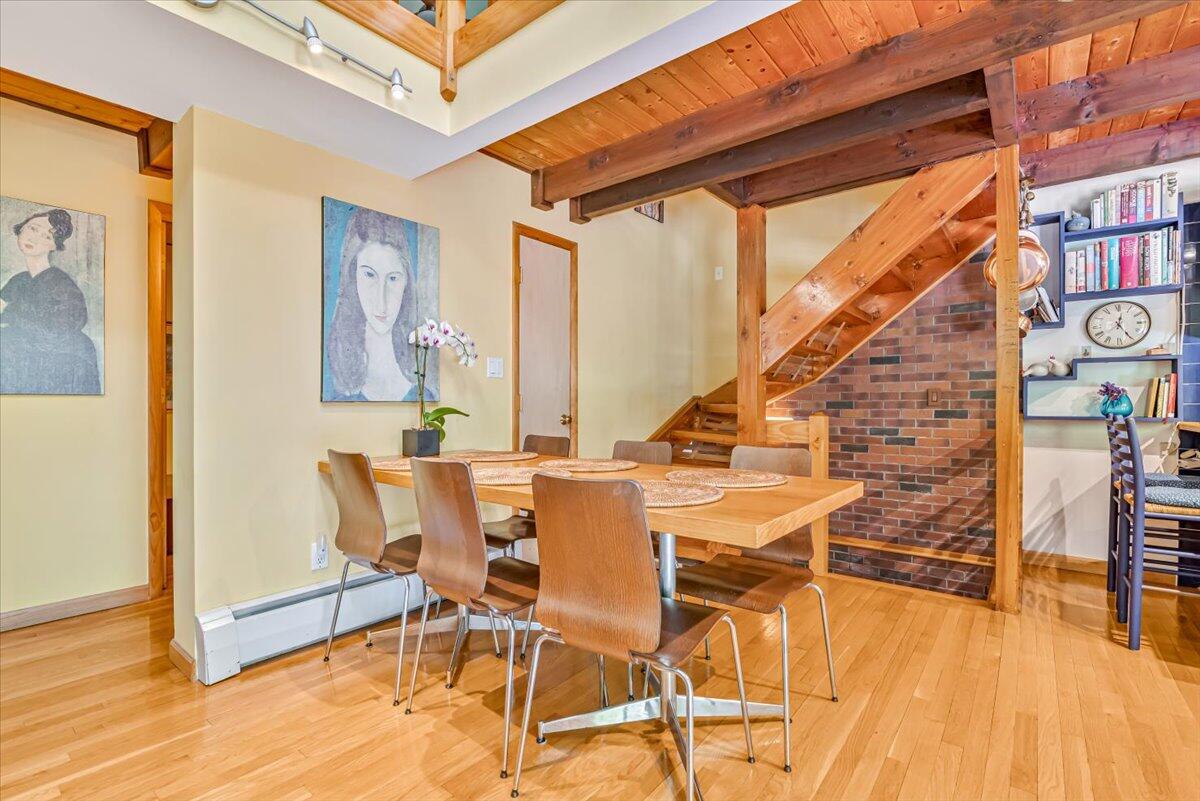 1149 Kensington Drive