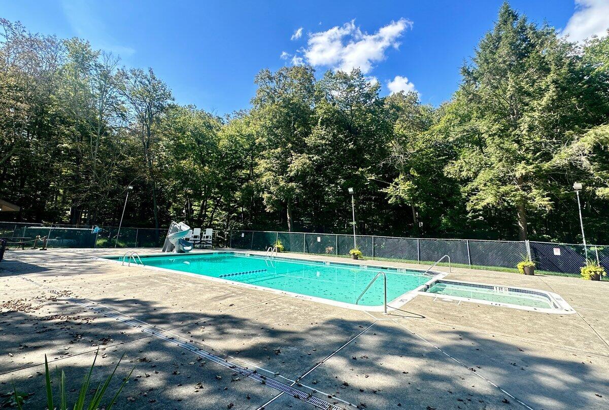 1149 Kensington Drive