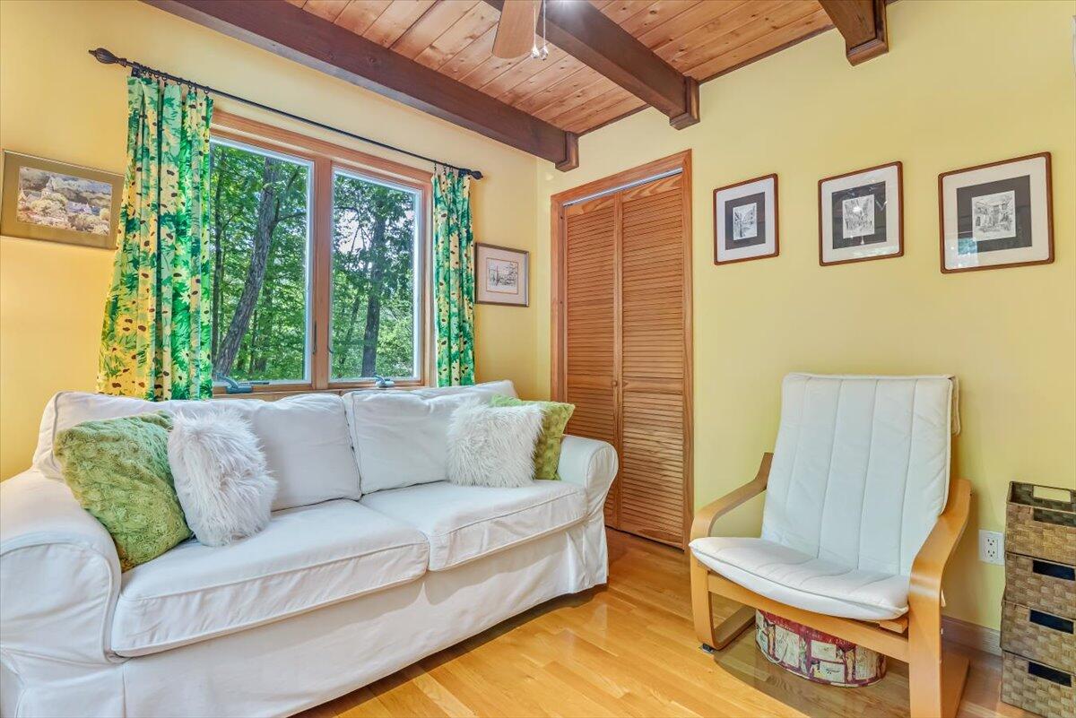 1149 Kensington Drive