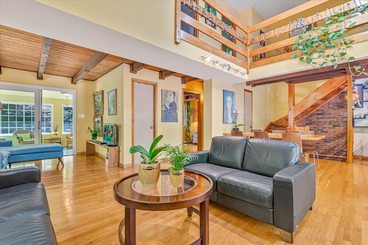 1149 Kensington Drive