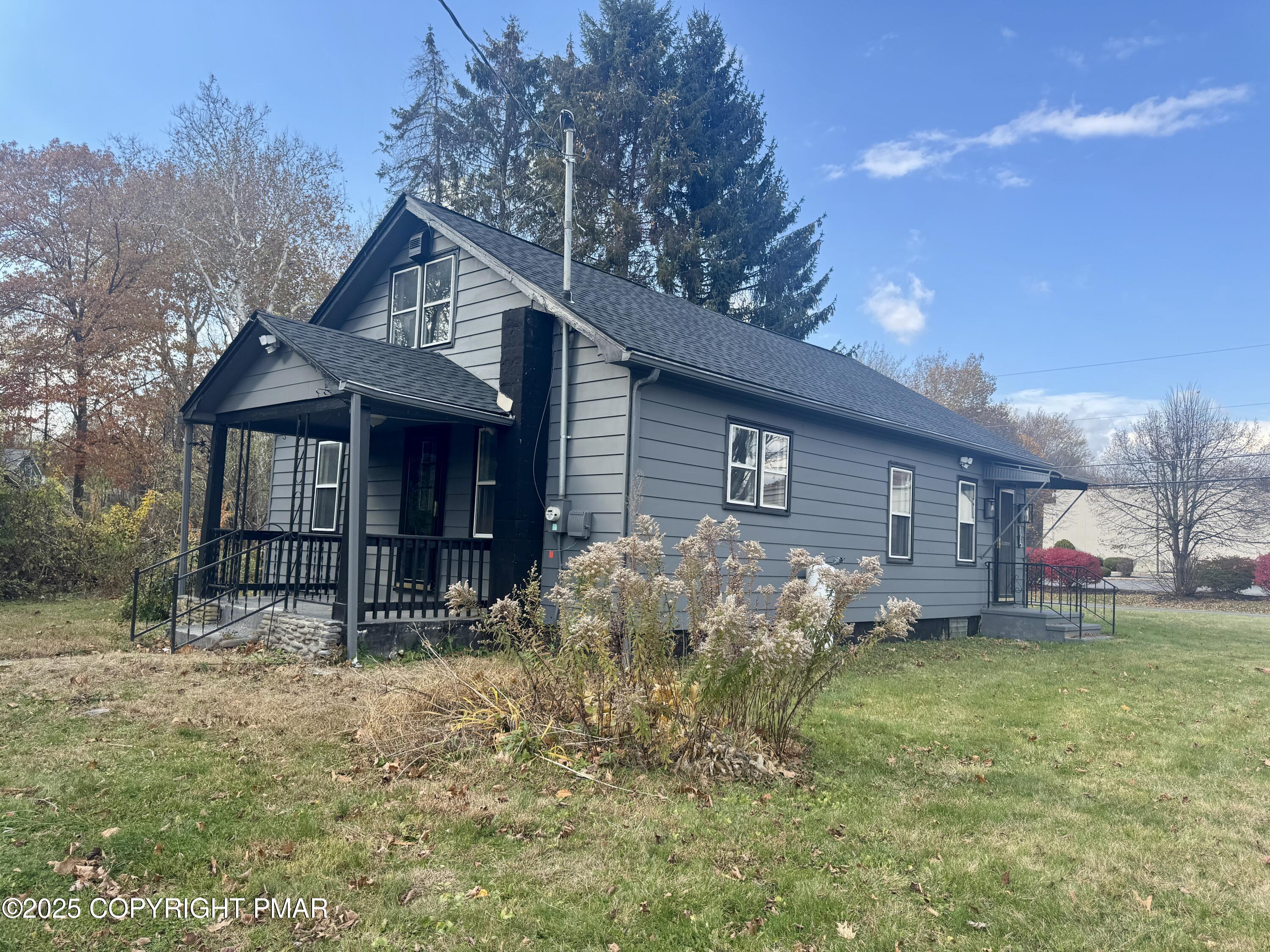 175 Alger Avenue