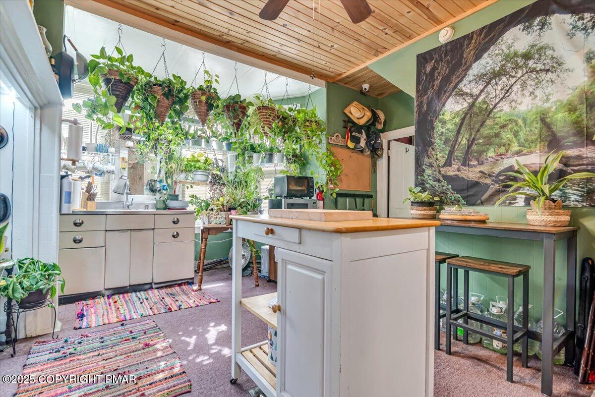 219 Summit Avenue