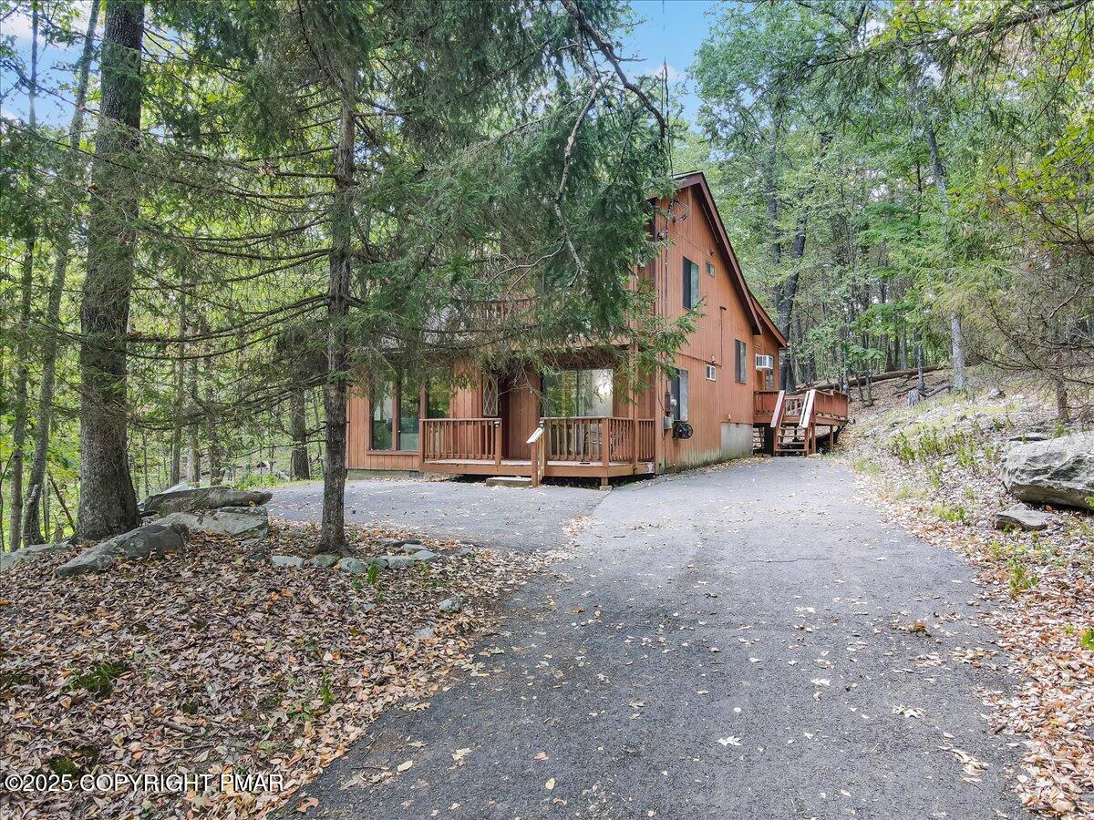 2108 Scarborough Way
