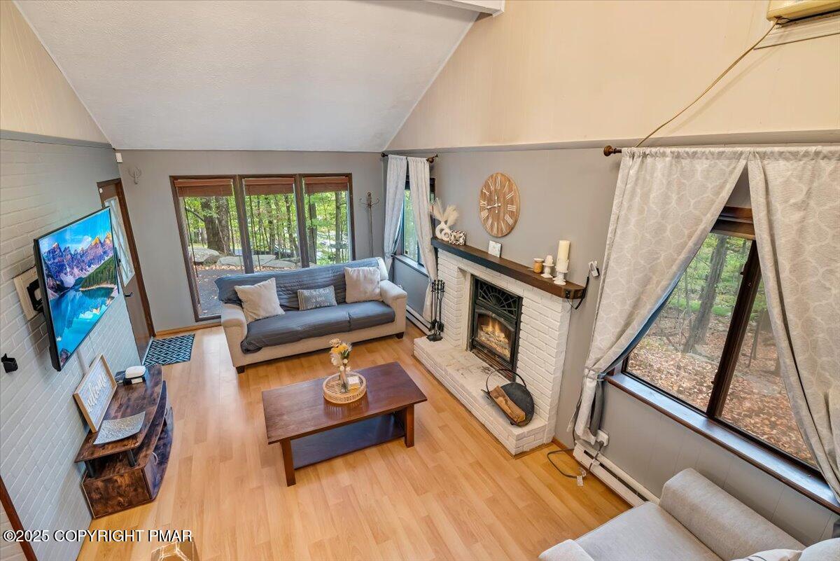 2108 Scarborough Way