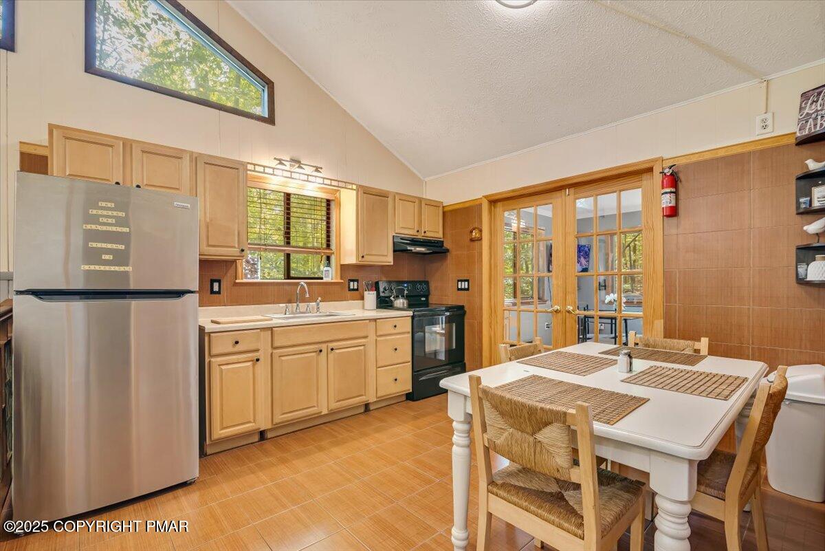 2108 Scarborough Way