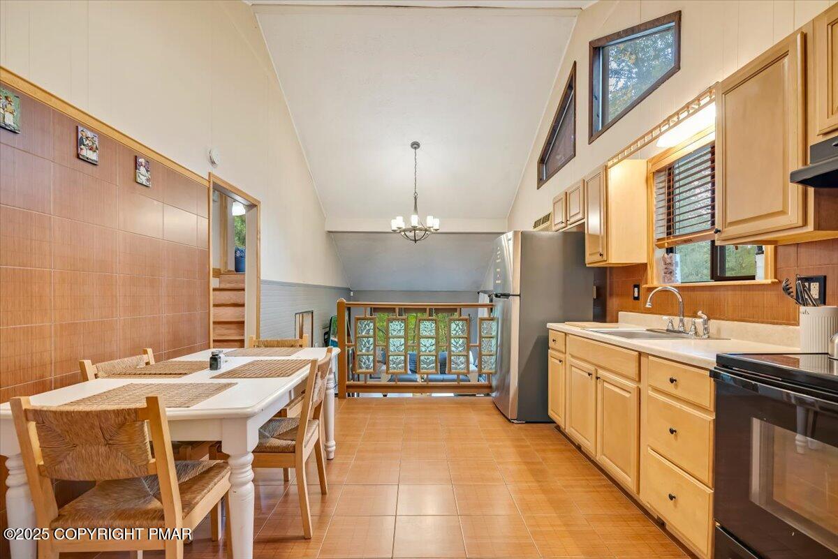 2108 Scarborough Way