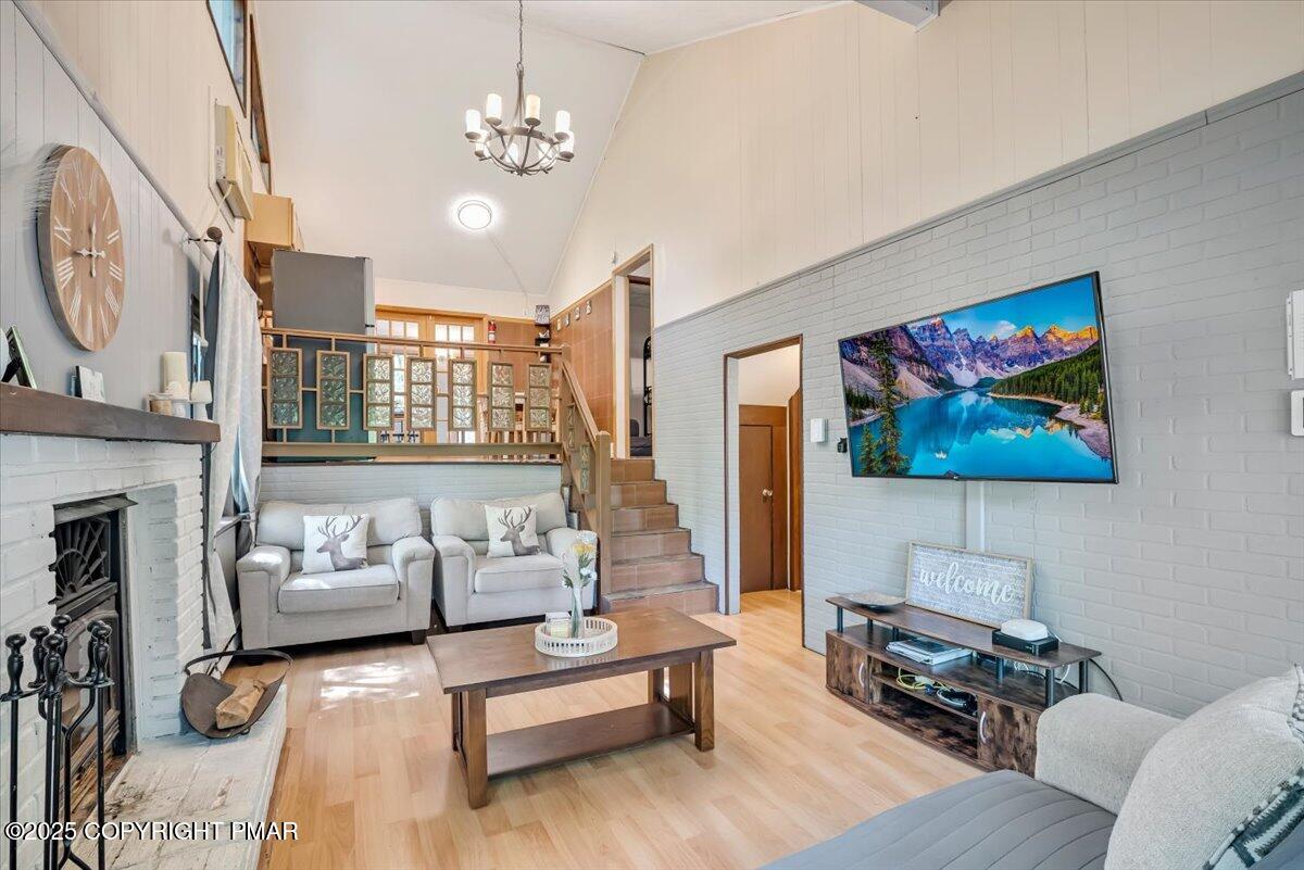 2108 Scarborough Way