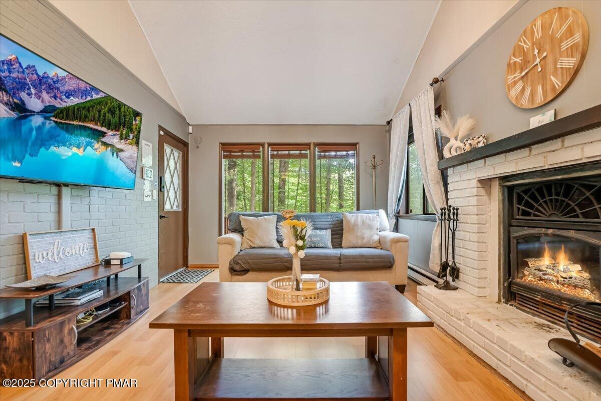 2108 Scarborough Way