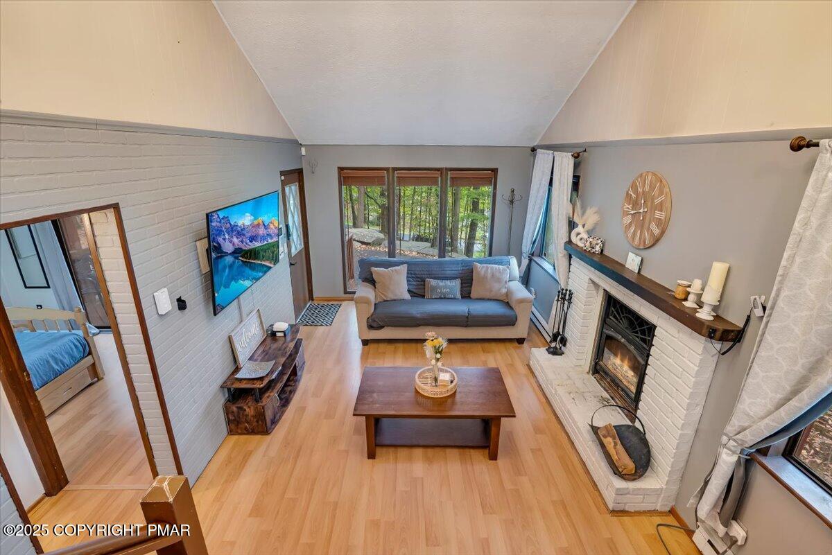 2108 Scarborough Way