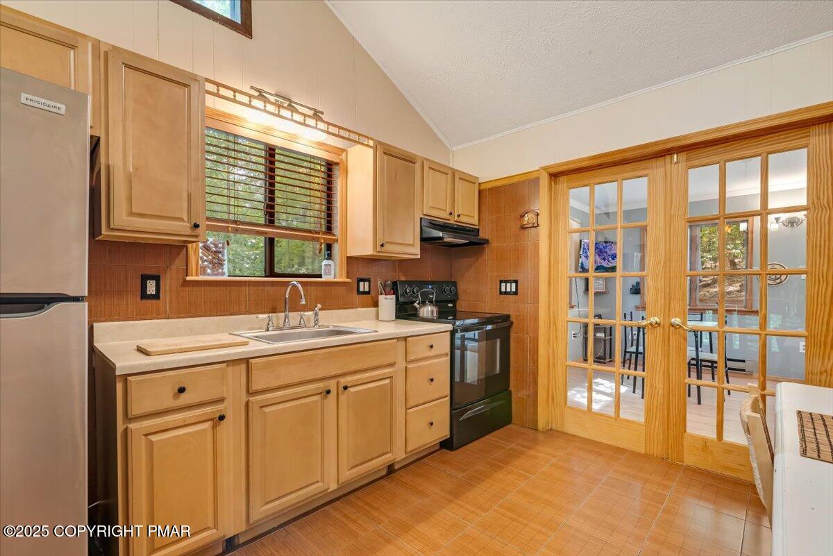 2108 Scarborough Way