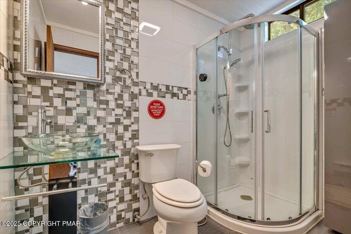 2108 Scarborough Way