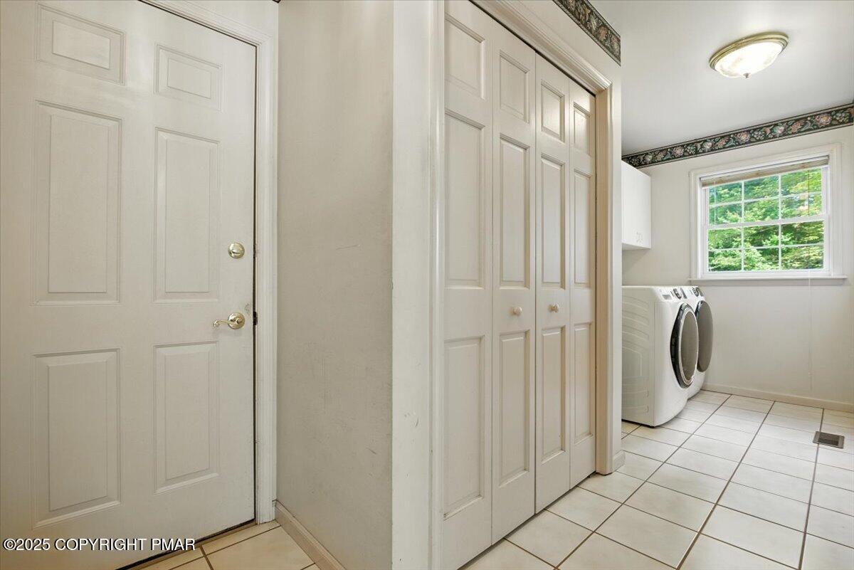 1319 Poulos Court