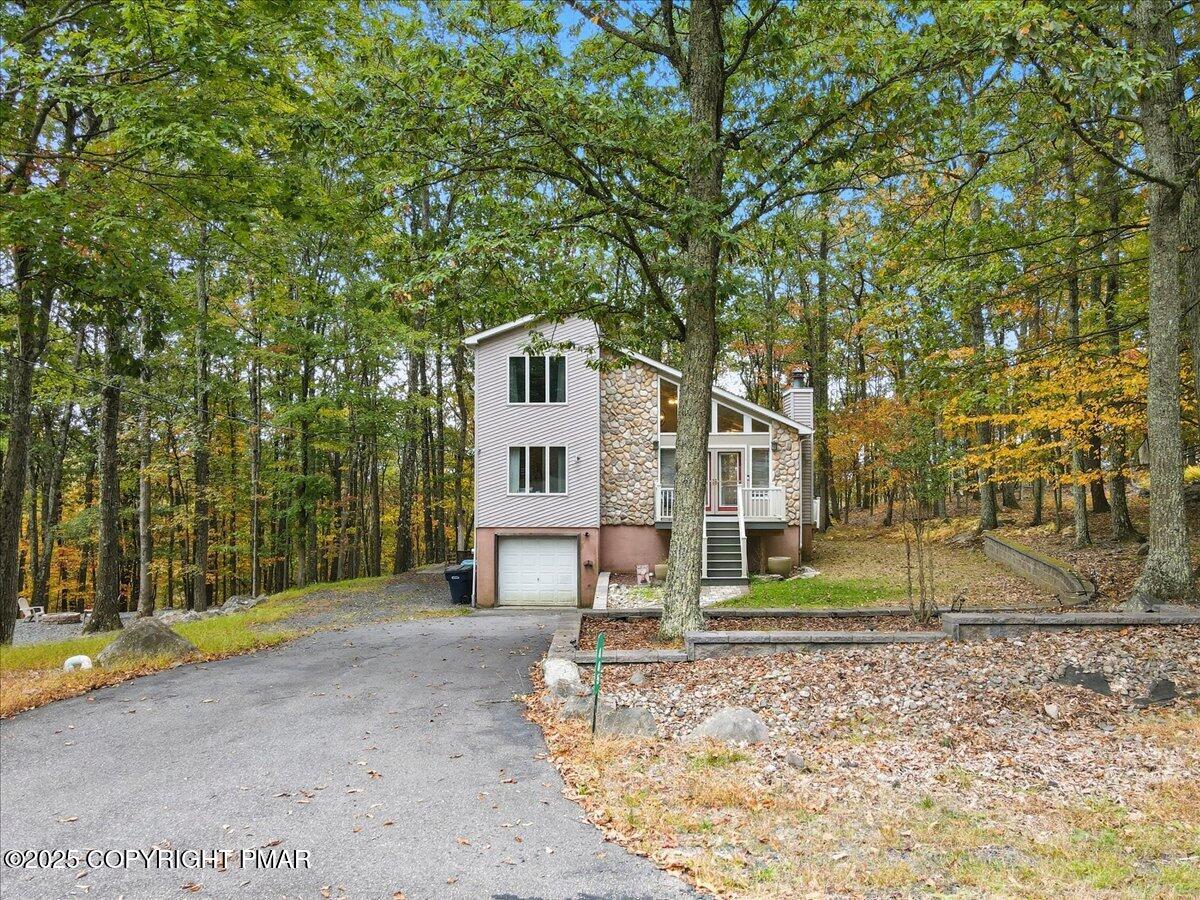 445 Hyland Drive