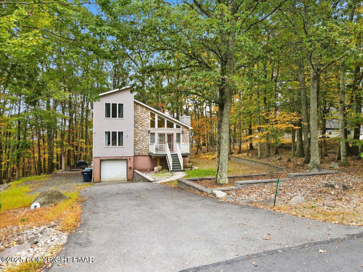 445 Hyland Drive