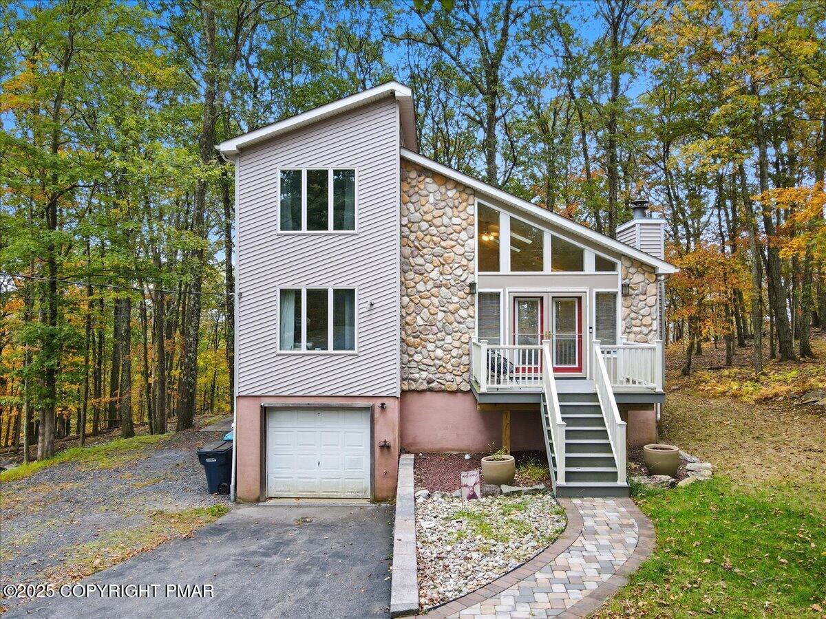 445 Hyland Drive