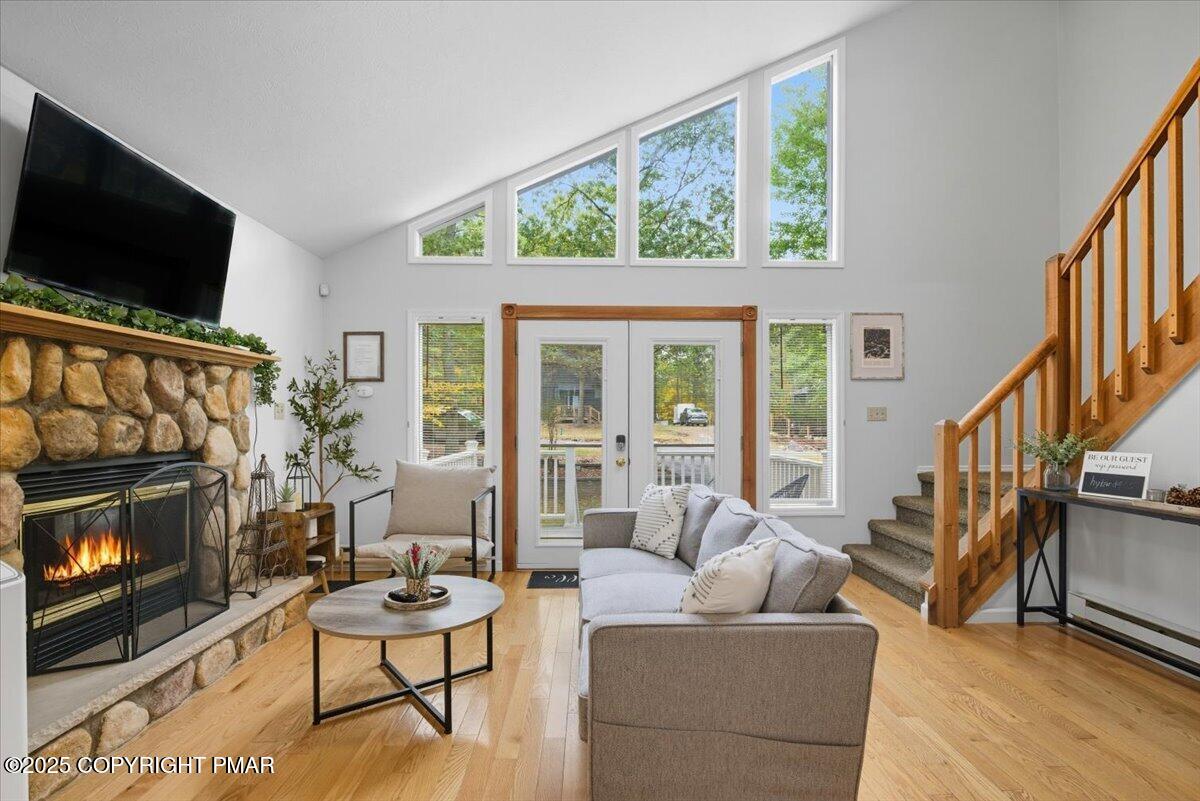 445 Hyland Drive