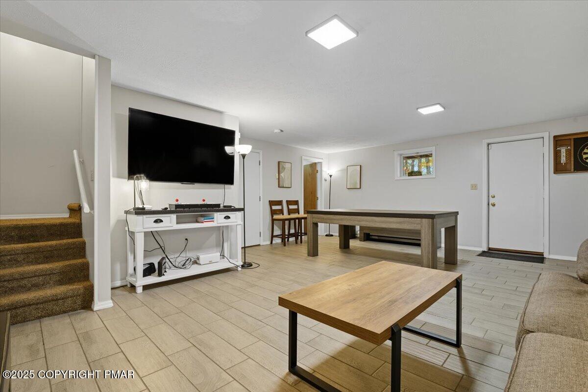 445 Hyland Drive