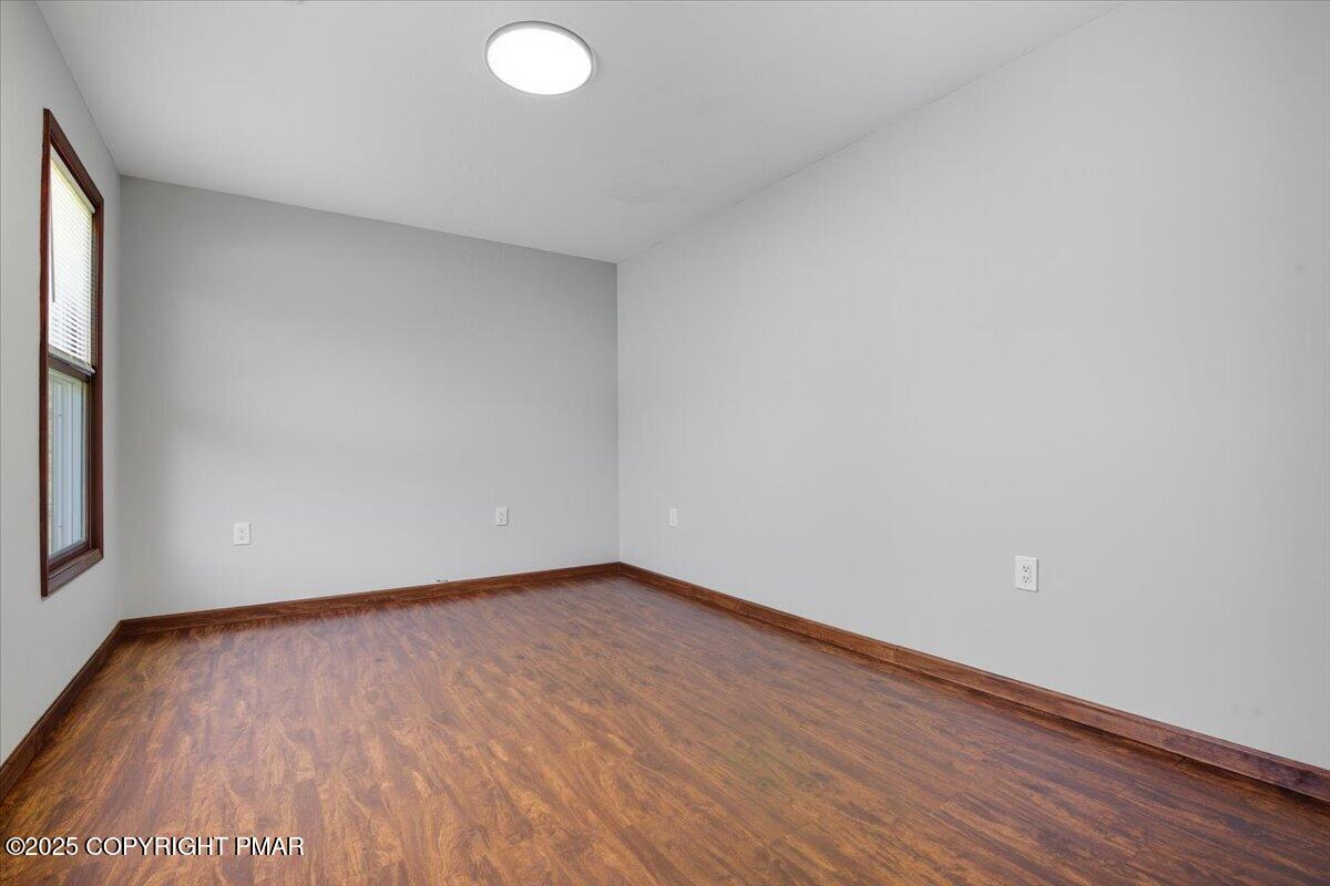 707 Avenue F