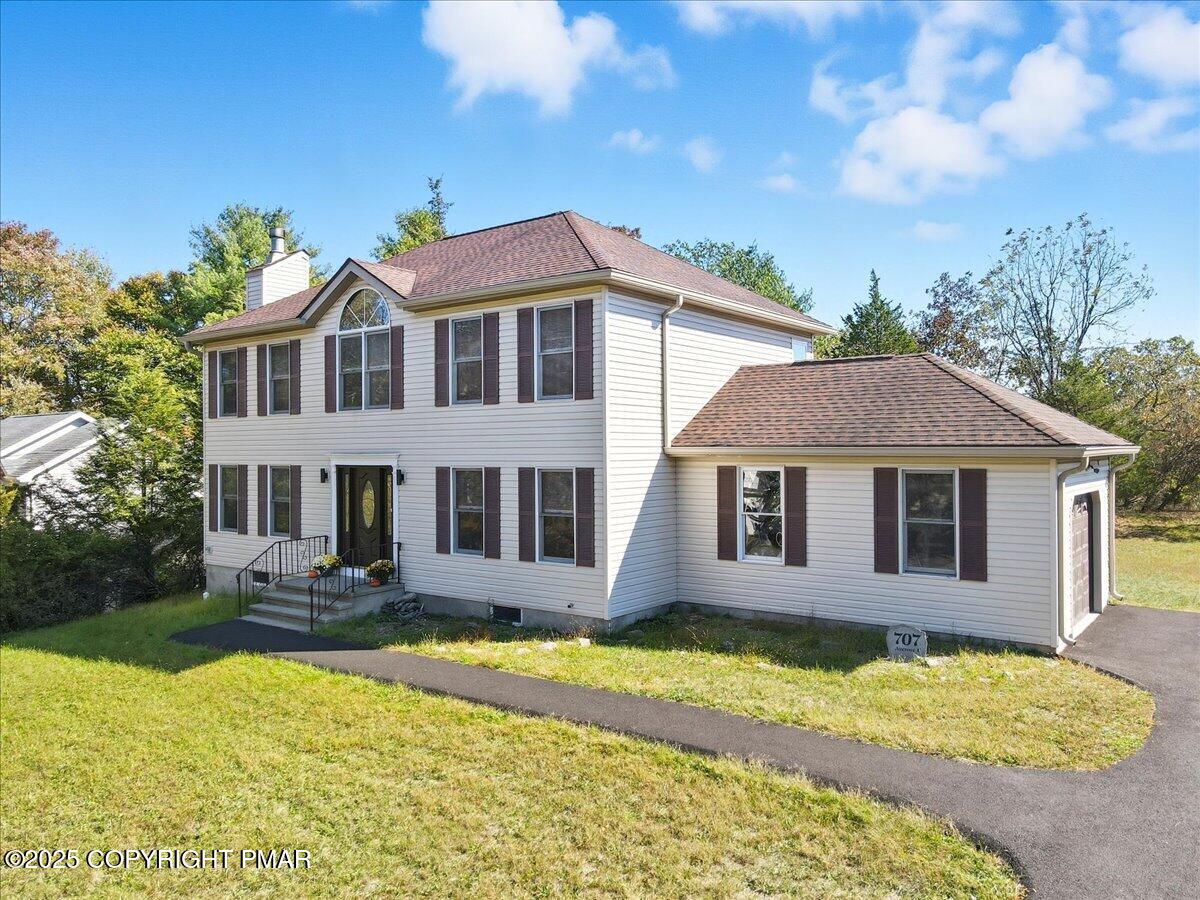 707 Avenue F
