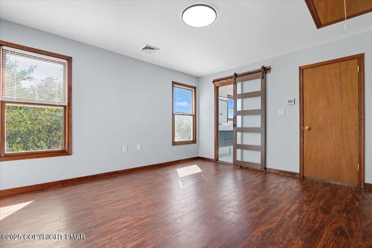 707 Avenue F