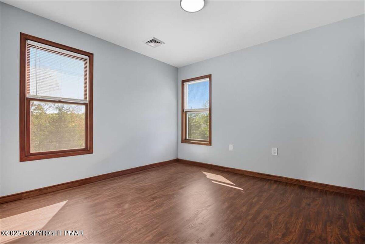 707 Avenue F
