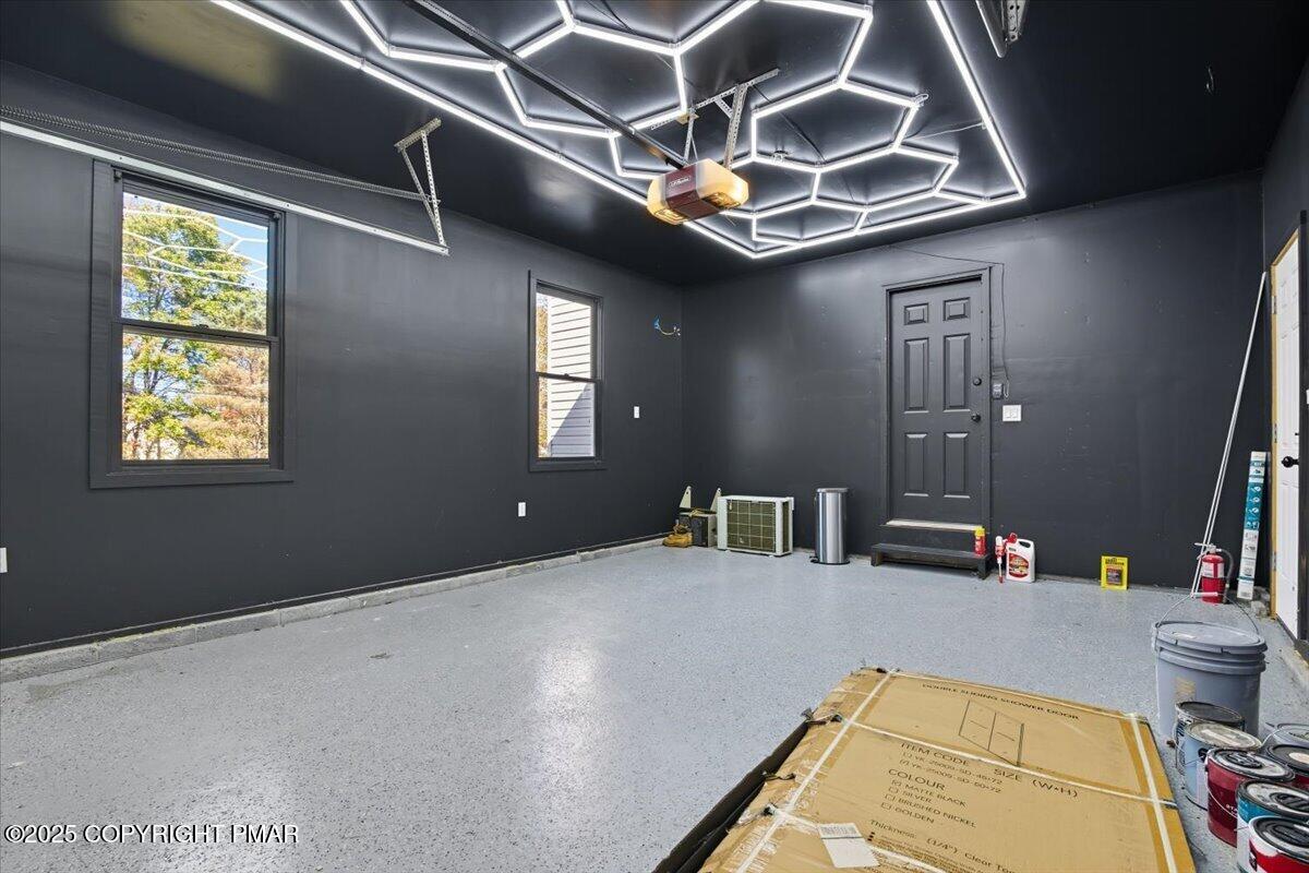 707 Avenue F