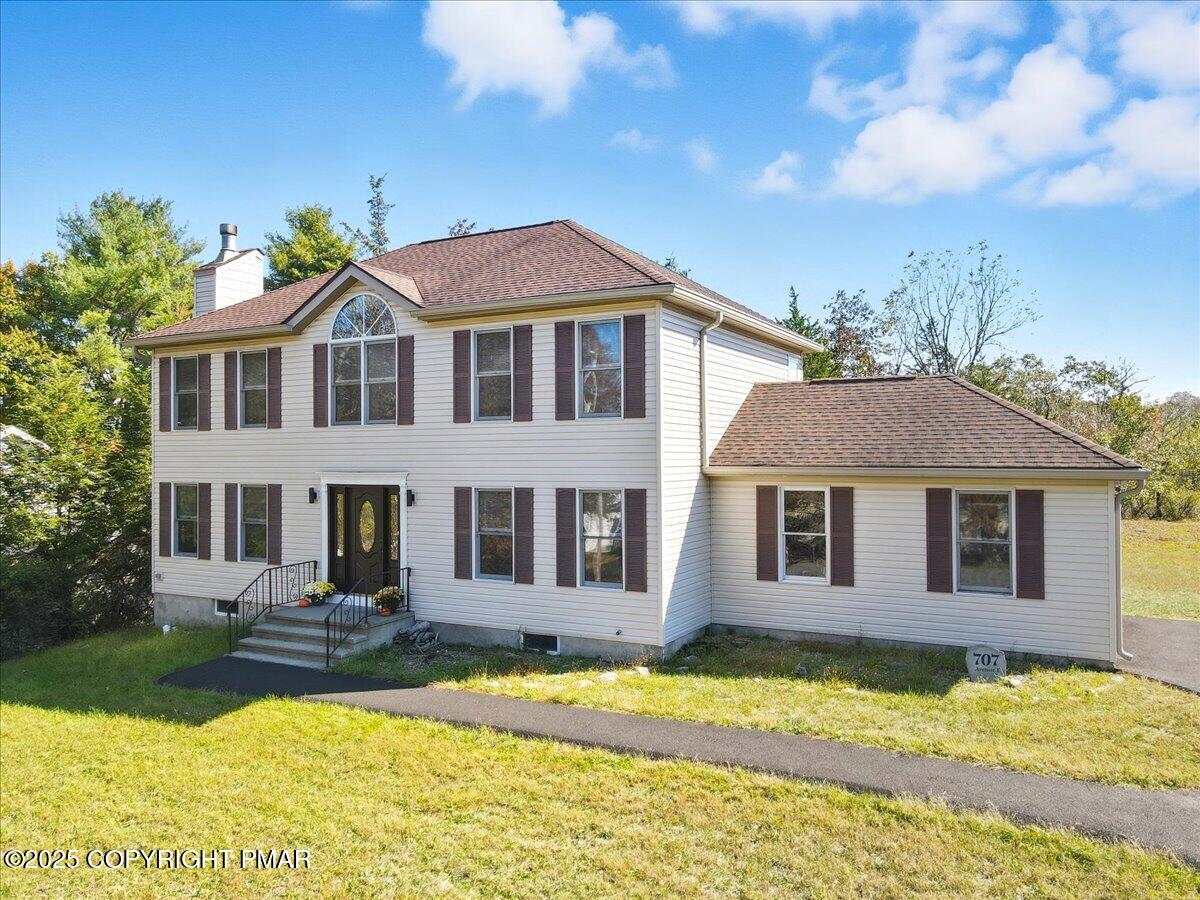 707 Avenue F