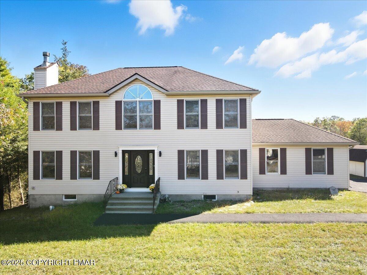 707 Avenue F