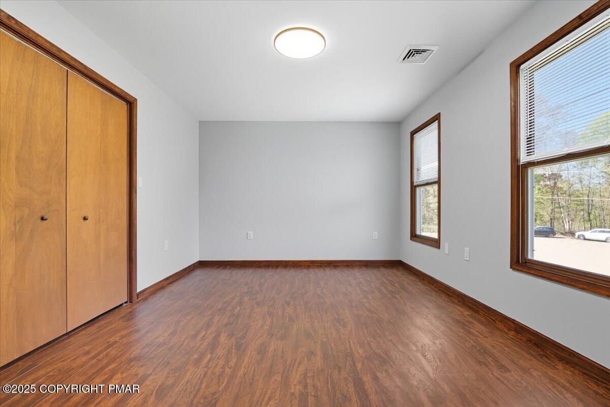 707 Avenue F