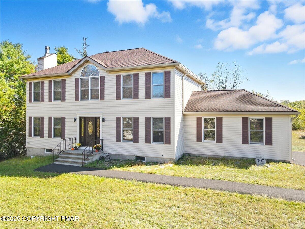 707 Avenue F