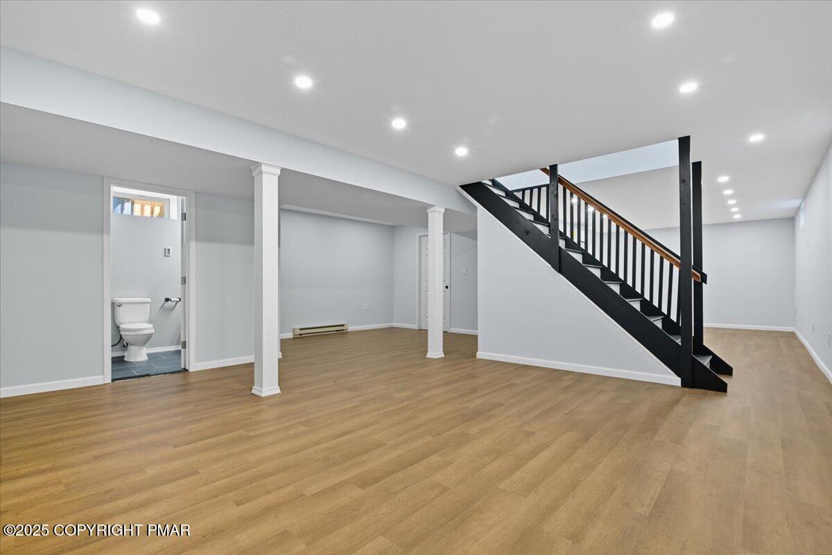 707 Avenue F